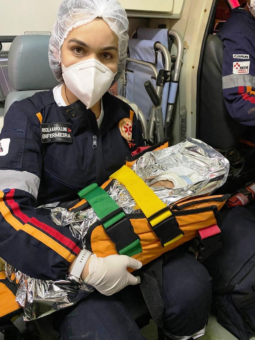 Bebê de 3 dias sobrevive a acidente com 5 mortos: “Conseguimos achá-lo através do choro”, diz bombeiro