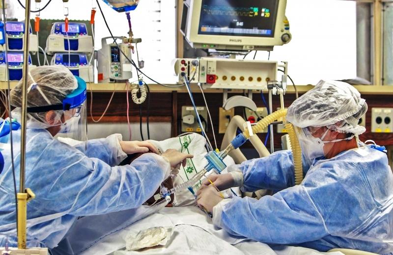 ES tem mais 10 mortes e 1.015 novos infectados pela Covid-19 em 24 horas; casos ultrapassa 555.7 mil
