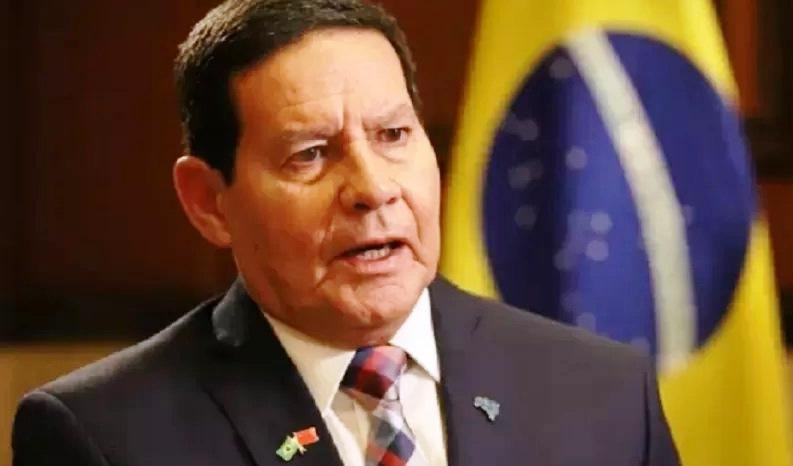 Não há clima para impeachment de Bolsonaro e governo tem base no Congresso, diz Hamilton Mourão