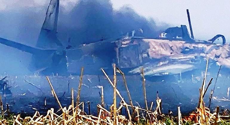 Avião de caça da Força Aérea Brasileira cai em Campo Grande