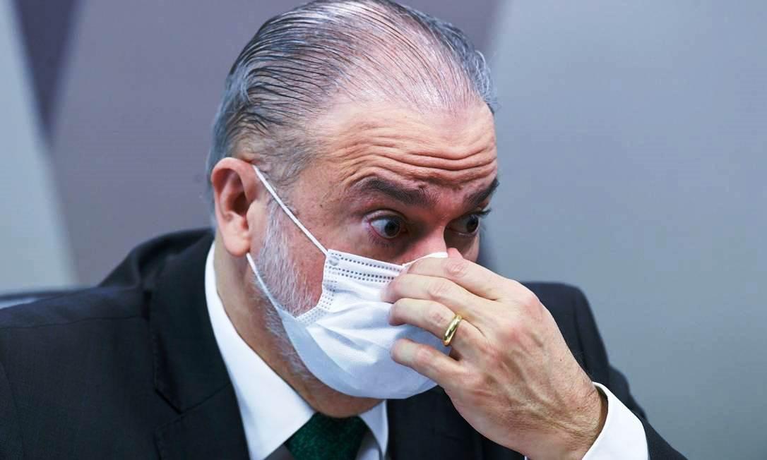 Aras pede que STF suspenda medida provisória de Bolsonaro que dificulta combate a ‘fake news’