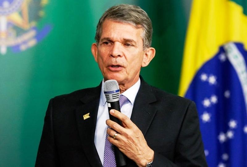 Presidente da Petrobras aponta o principal culpado por alta da gasolina: ICMS