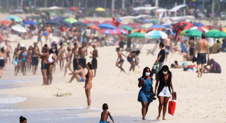 Brasil soma 243 mortes por Covid e 8.668 novos casos em 24 horas
