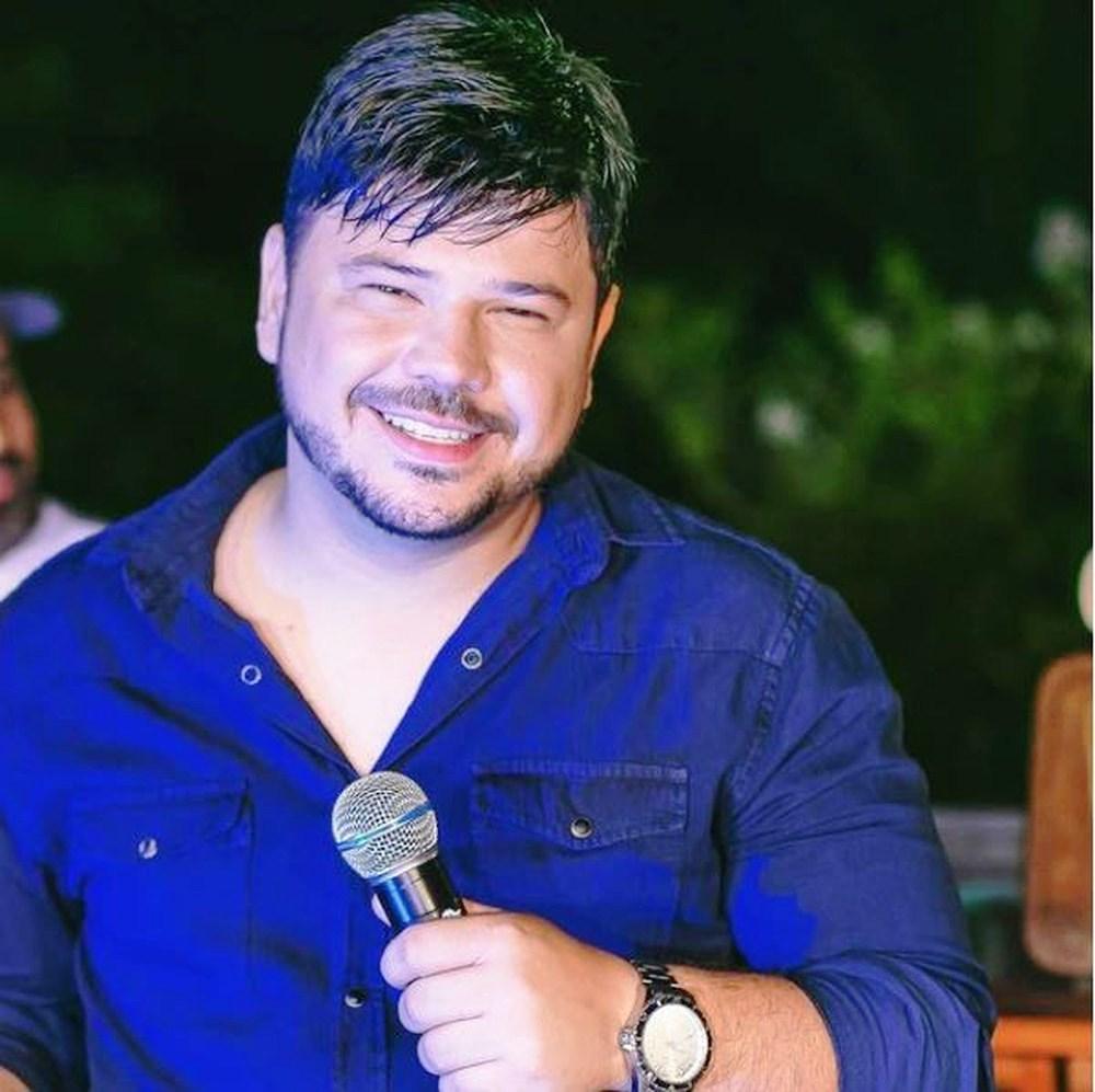 Cantor sertanejo é encontrado morto dentro de carro alugado, em Belo Horizonte