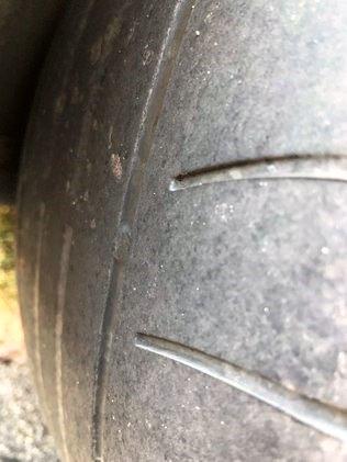 Pneus ficam carecas após apenas 4.000 km percorridos: Entenda o caso