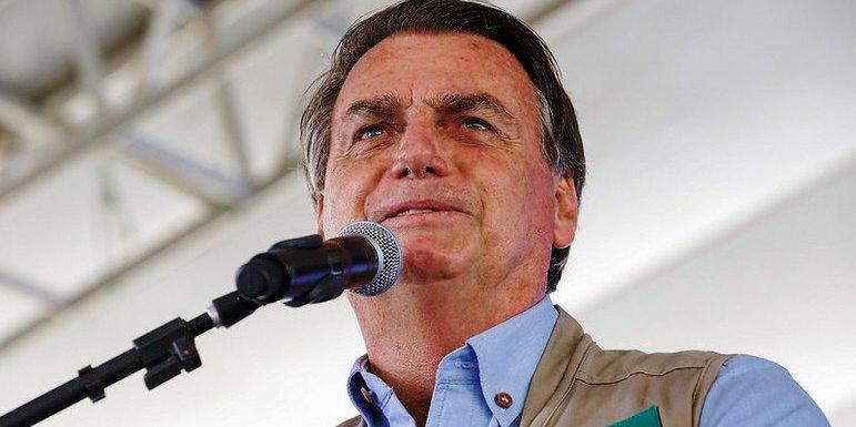 Bolsonaro sugere alteração de lei para permitir redução do ICMS
