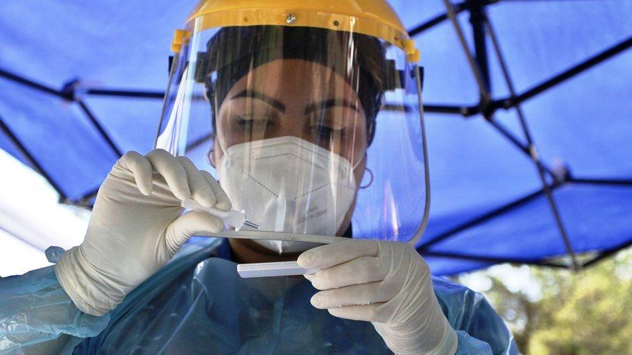 Brasil tem 27.527 mil casos e 627 mortes em 24 horas
