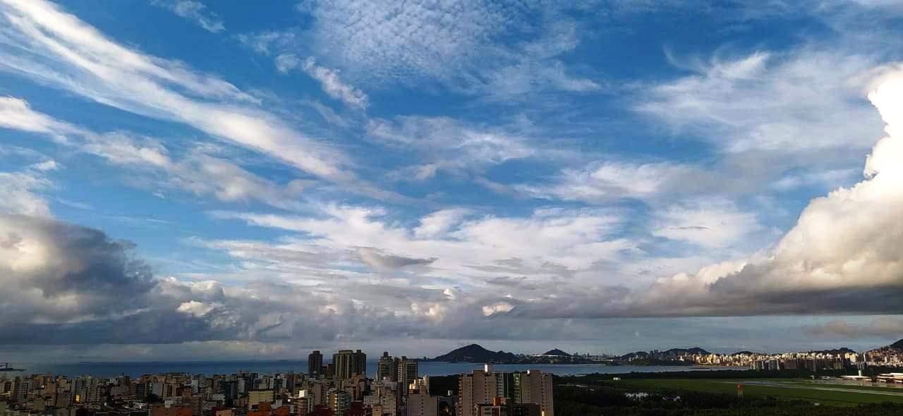 Dia começa com sol, mas previsão é de mais chuva no ES nesta quarta-feira (13)