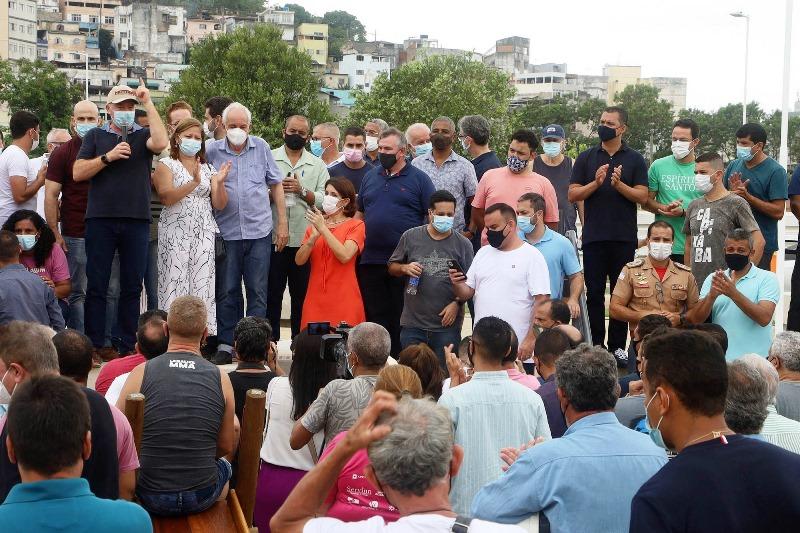Governo do ES entrega Praça das Crianças no Portal do Príncipe