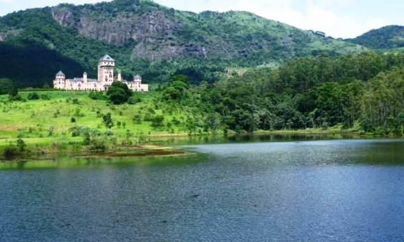 Castelo erguido por ex-deputado federal em MG vai a leilão com lance mínimo de R$ 30 milhões