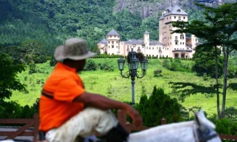 Castelo erguido por ex-deputado federal em MG vai a leilão com lance mínimo de R$ 30 milhões