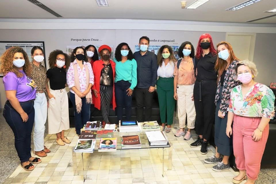 Vice-governadora do ES debate visibilidade para mulheres fazedoras de cultura