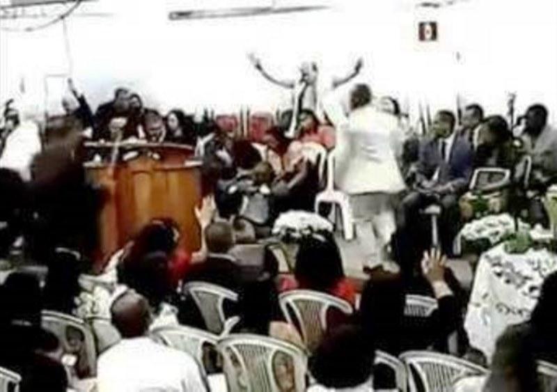 Pastor tem AVC dentro de igreja no ES e morre após cantar “Não deixe um soldado ferido morrer”
