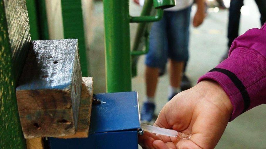 Brasil registra 451 mortes e 16.852 casos de covid-19 em 24 horas