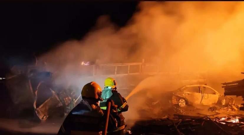 Motorista morre carbonizado em grave acidente na BR-101, em Guarapari