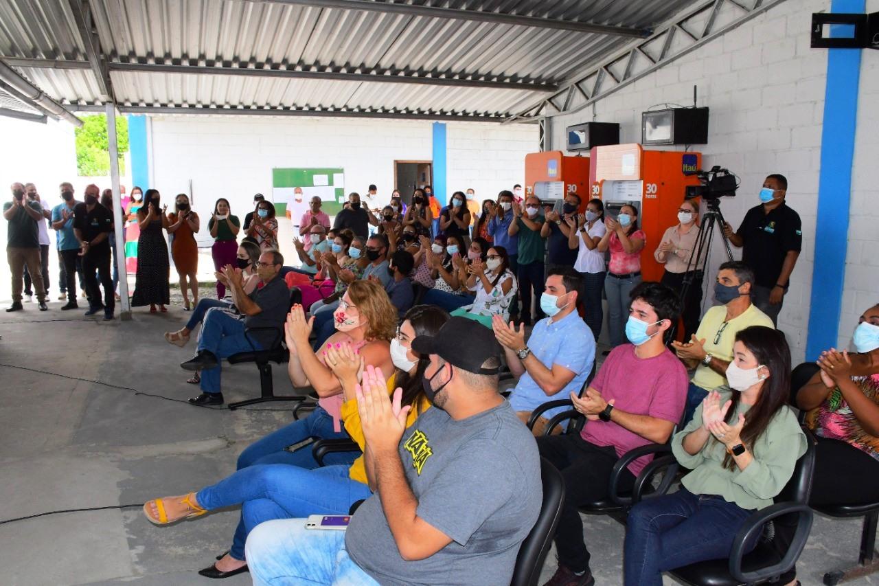 Alegria, fé e compromisso com o município marcaram comemoração do Dia do Servidor em São Mateus