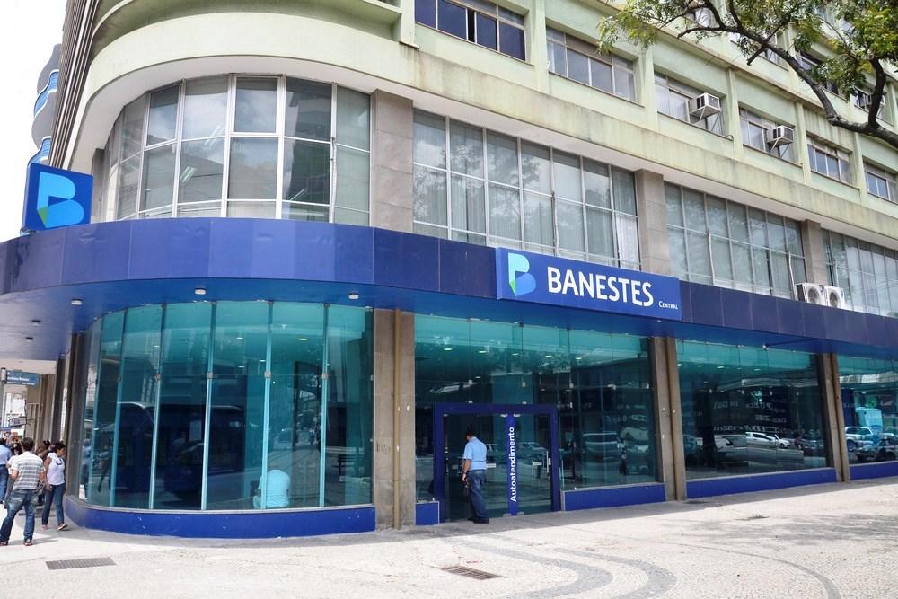 Banestes abre inscrições para concurso com salário de R$ 4,7 mil