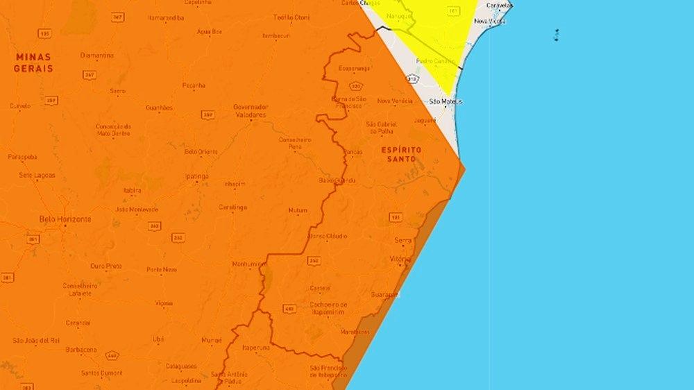 Inmet emite alerta de chuvas intensas em quase todo o ES; 21 pessoas estão fora de casa