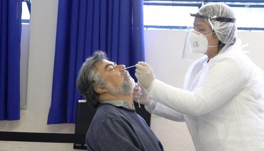 Brasil tem 126 mortes e 5.638 novos casos de covid-19