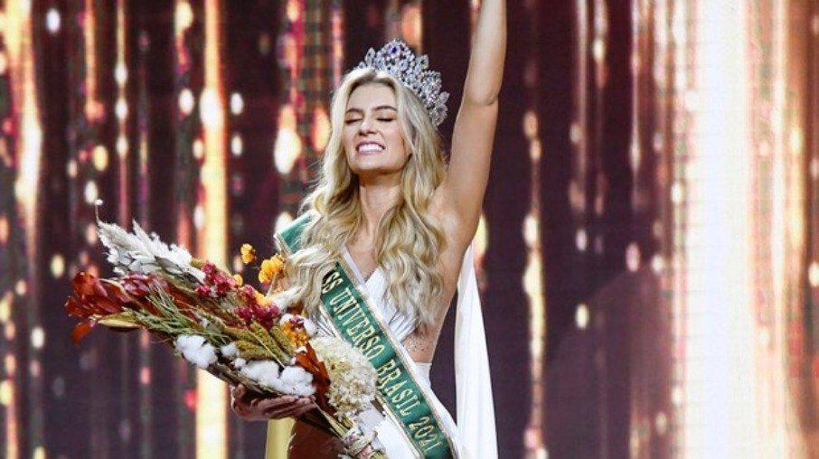 Teresa Santos, do Ceará, é coroada Miss Brasil 2021