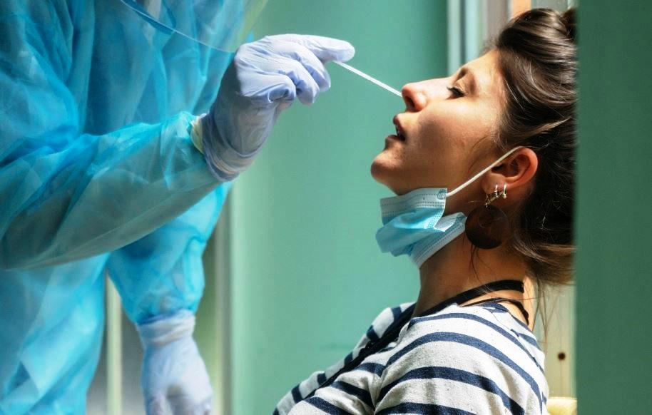ES registra 5 mortes e 256 casos de Covid-19 nas últimas 24 horas