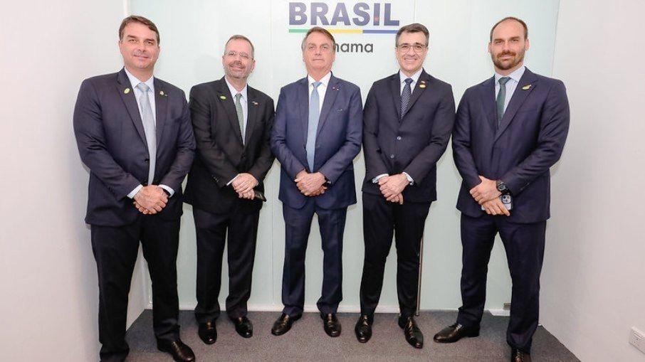 Bolsonaro inaugura embaixada brasileira no Bahrein