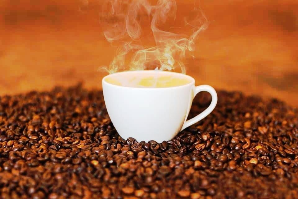 Café faz mal? Veja 10 efeitos que a bebida pode causar no seu corpo