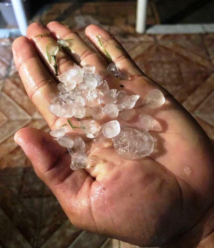 Chuva de granizo atinge Boa Esperança e Nova Venécia, no ES