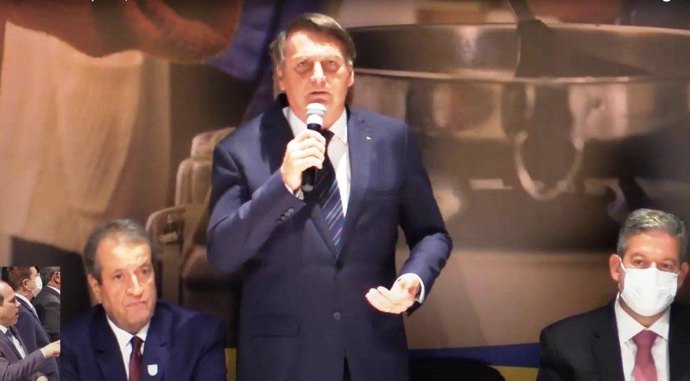 Bolsonaro se filia ao PL durante evento em Brasília, nona legenda da carreira política