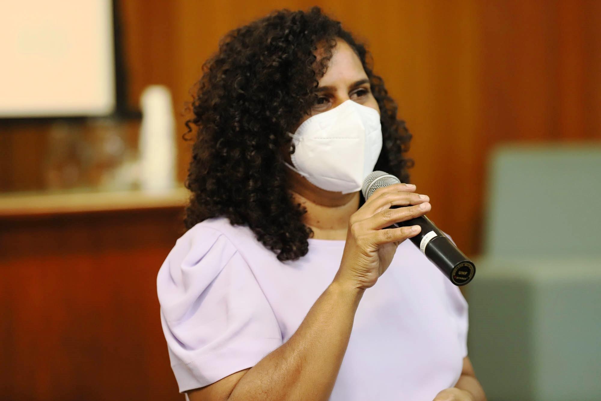 Vice-governadora do ES participa da formatura da Escola de Eletricistas para mulheres
