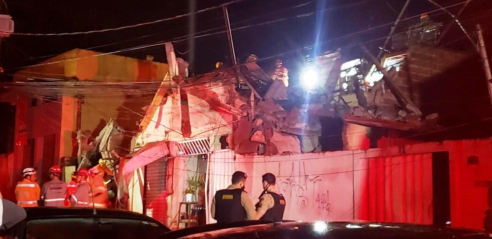 Prédios desabam em BH; bebê de 1 ano e 8 meses e homem morrem
