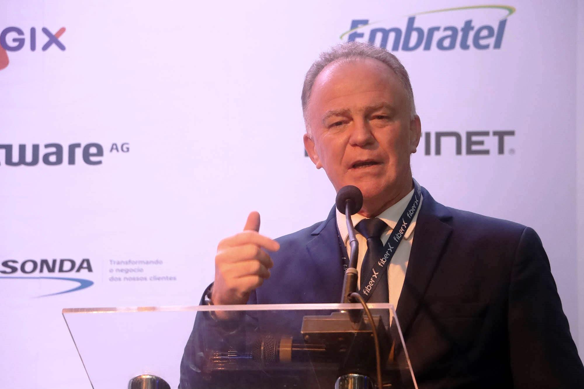 Governador participa da abertura do principal evento da TI pública no Brasil