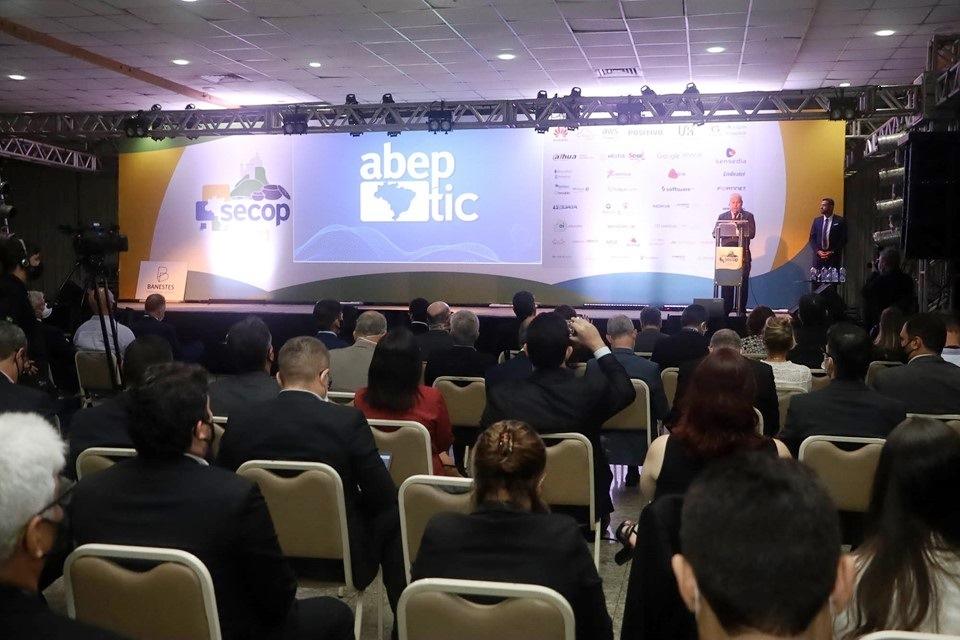 Governador participa da abertura do principal evento da TI pública no Brasil