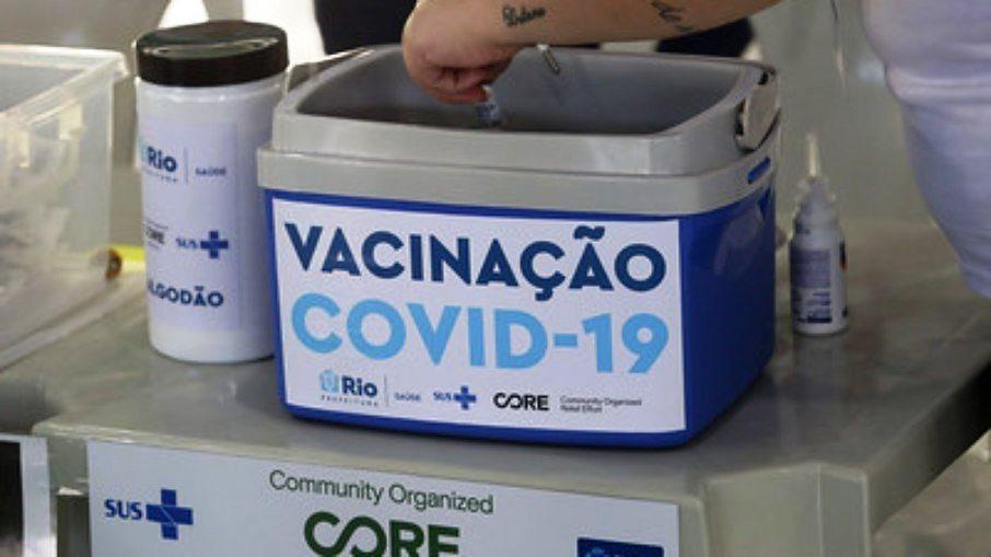 Com 206 mortes por covid-19 em 24 horas, país chega aos 616.457 óbitos