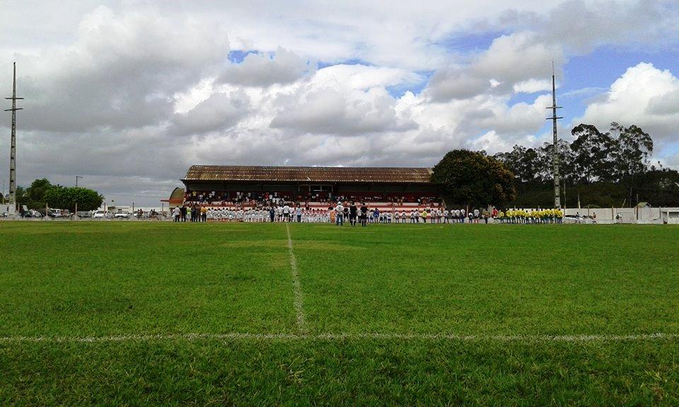 Secretaria de Esportes de Pedro Canário realiza jogo beneficente com participação de estrelas do futebol brasileiro, neste sábado (11)
