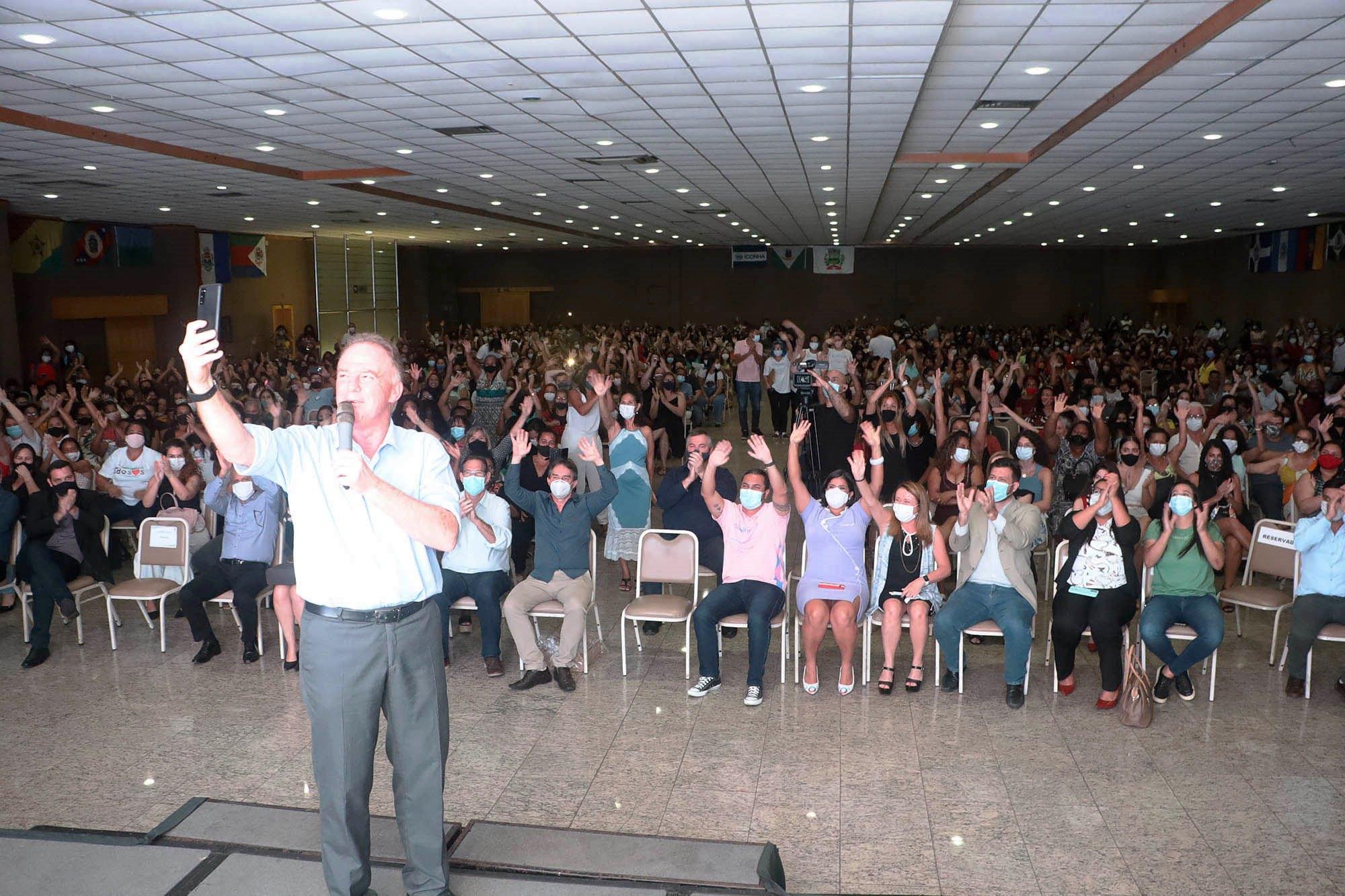 Governo do ES realiza cerimônia de formatura dos alunos dos cursos do Qualificar ES
