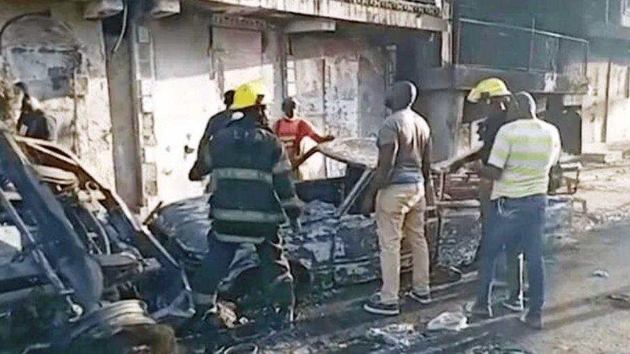 Caminhão de combustível capota e deixa 50 mortos no Haiti