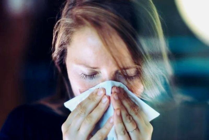 Gripe H3N2 chega ao menos em 11 estados e acende alerta no país