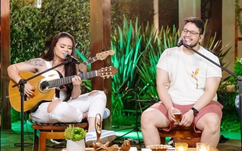 Cantor Maurílio, da dupla com Luiza, morre aos 28 anos em hospital de Goiânia