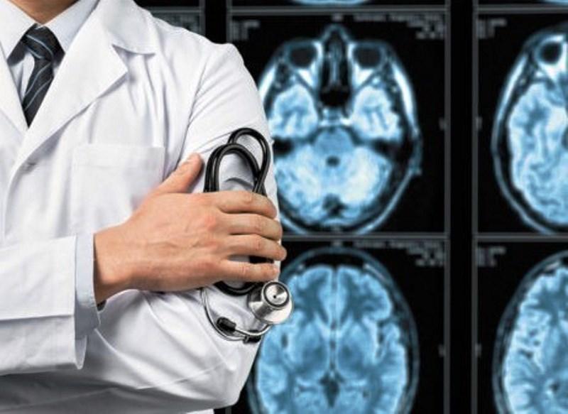 Governo do ES abre programa de residência médica inédito de Neurocirurgia