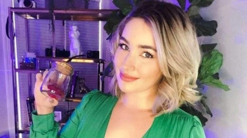 Americana fatura R$ 835 mil vendendo seus puns em frascos com ‘pétalas’