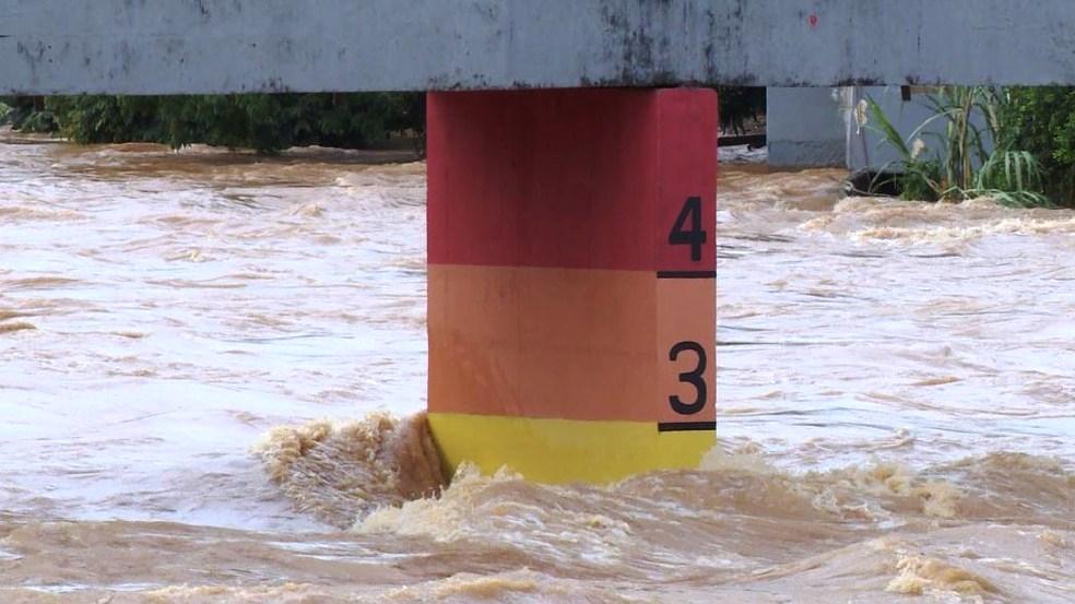 Chuva forte deixa mais de mil pessoas desabrigadas e desalojadas no ES