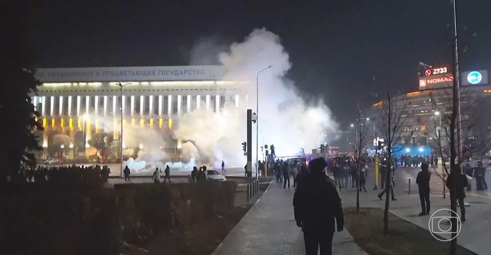 Pelo menos 225 pessoas morreram nos protestos no Cazaquistão