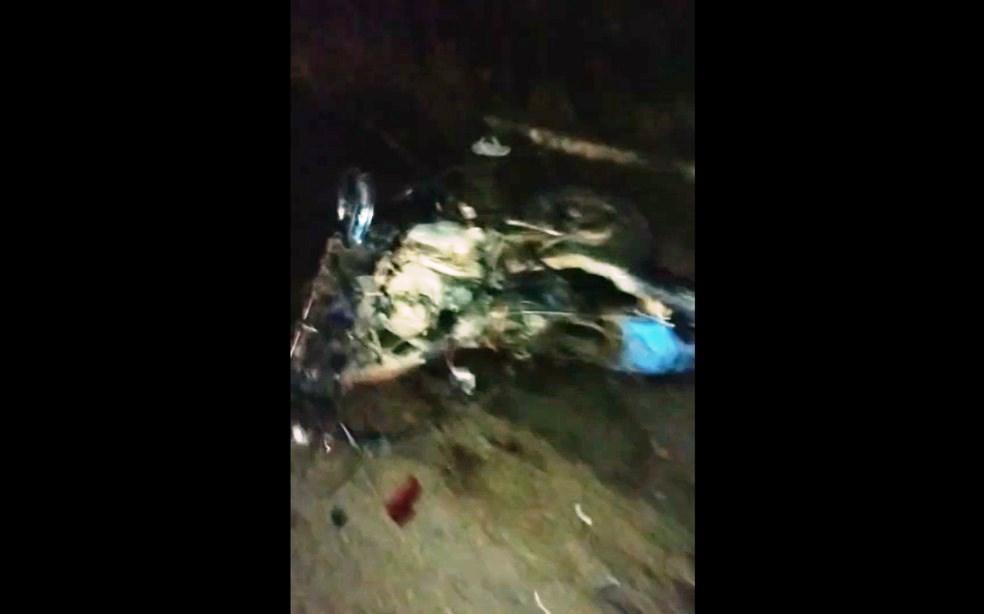 Grupo é atropelado enquanto socorria vítimas de acidente, na BA; uma pessoa morreu e 9 ficaram feridas