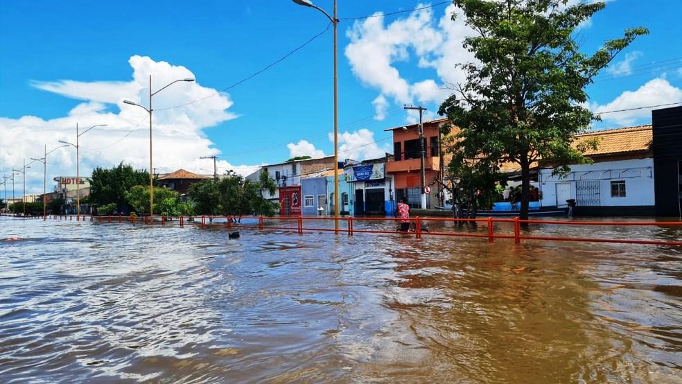 Cheia do Rio Tocantins já afetou mais de 3,4 mil famílias em Marabá; nível do rio está em 13,4 metros