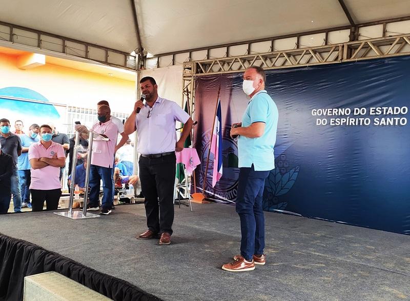 Casagrande inaugura nova base do SAMU 192 e anuncia mutirão oftalmológico e assina Ordens de Serviços em Conceição da Barra, no ES