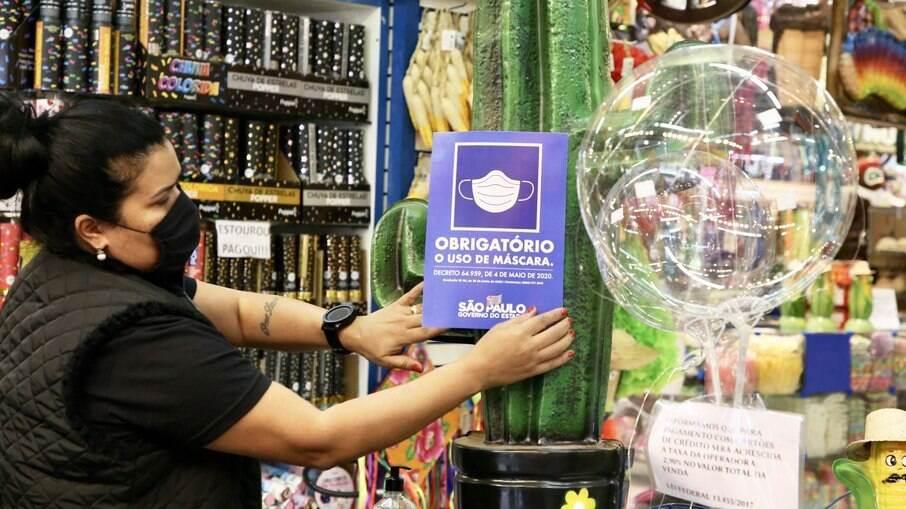 Brasil volta a registrar mais de mil mortes por covid-19 em 24 horas