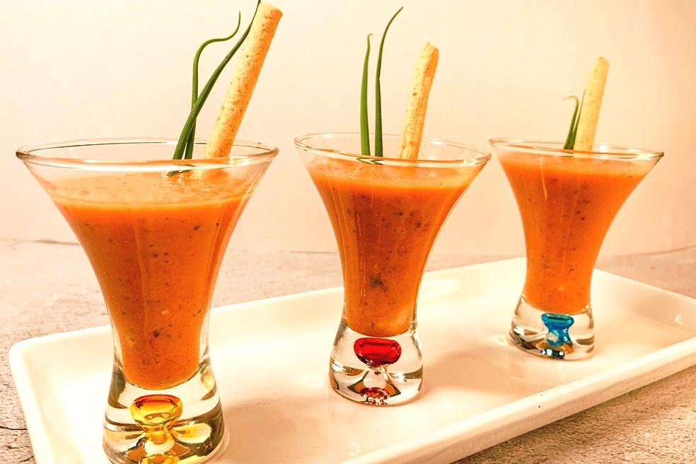 Deputada americana confunde a Gestapo, serviço secreto nazista, com gaspacho, um tipo de sopa de tomate