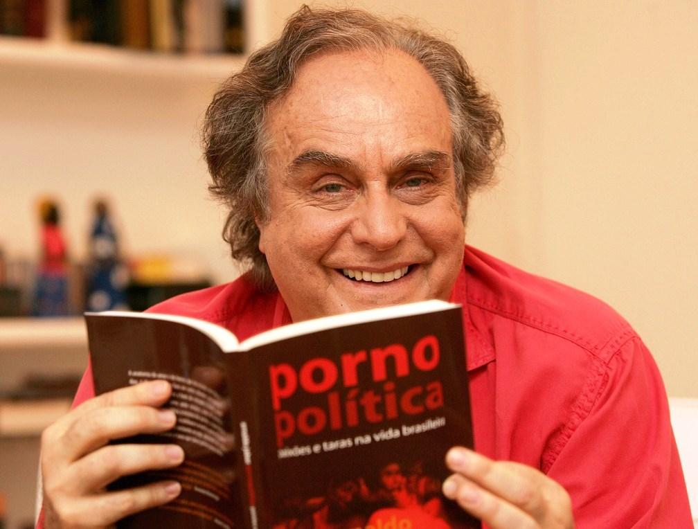 Arnaldo Jabor morre aos 81 anos após complicações de AVC, em São Paulo