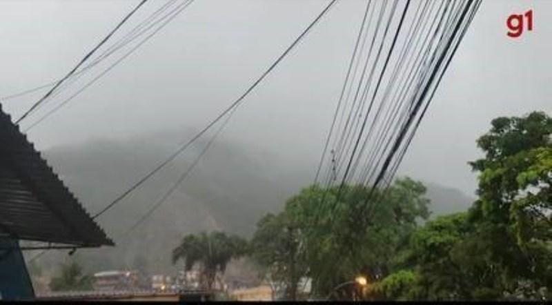 Continuam buscas por vítimas com vida em Petrópolis; tragédia já deixa 120 mortos e 116 desaparecidos